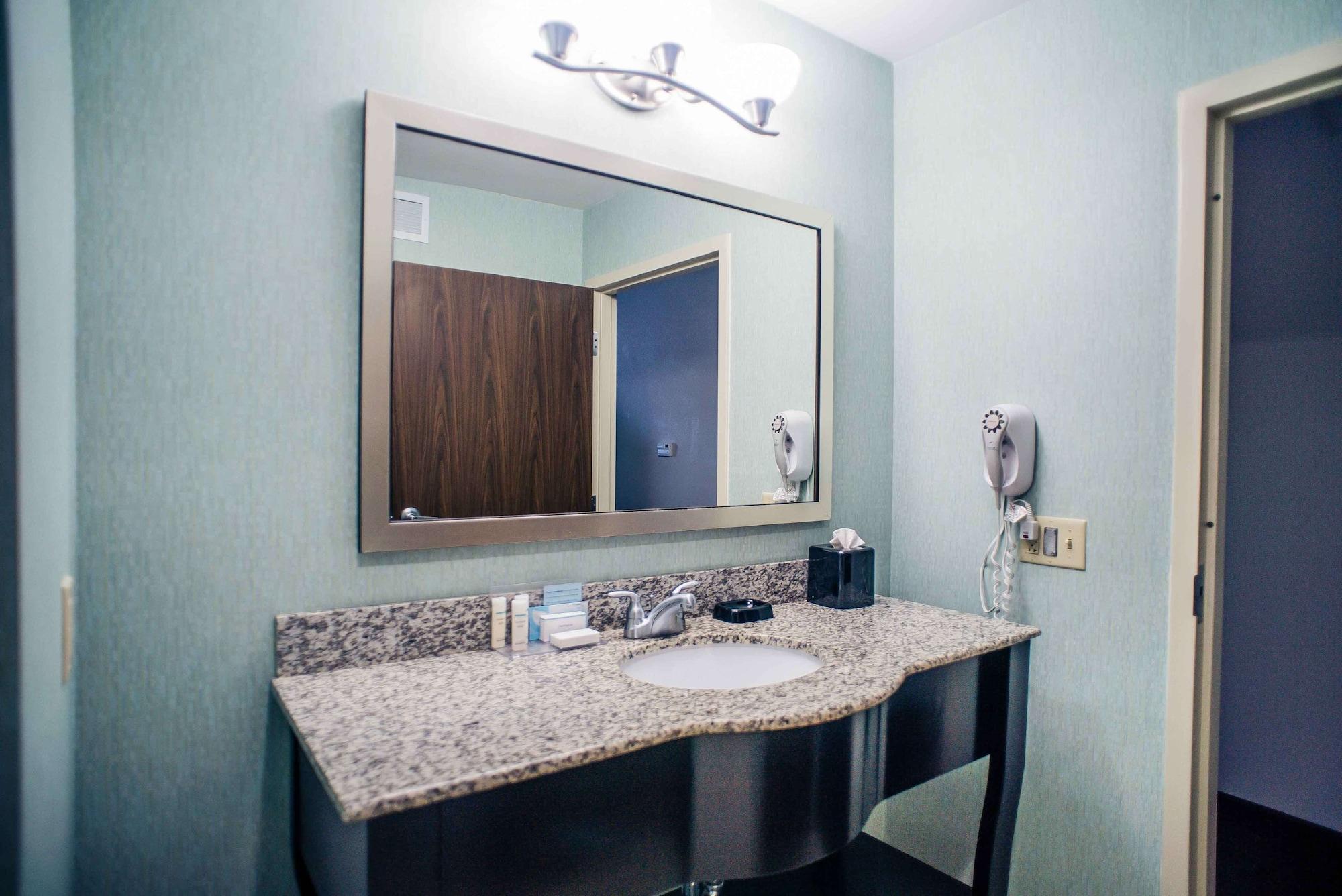 Hampton Inn - Monticello Eksteriør bilde